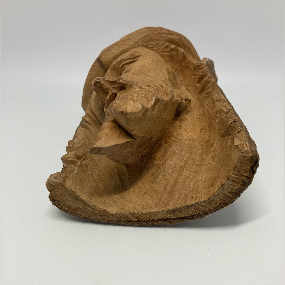Vintage Weeping Jesus Wood Hand Carved Religious Folk Art - Picture 8 of 9